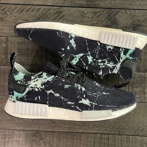Adidas NMD R1 Primeknit “Mint Green” Size 11